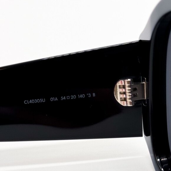 NEW CL40305U 01A OVERSIZED BLACK WOMEN SUNGLASSES CELINE CL40305U - Picture 12 of 14